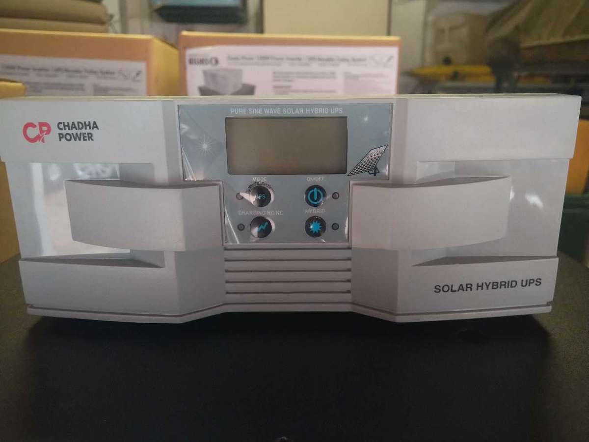 600W Ellies pure sine wave trolley inverters. Solar ready