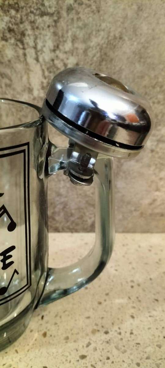 Ring for Bar Service 500ml Beer Mug with Working Bell