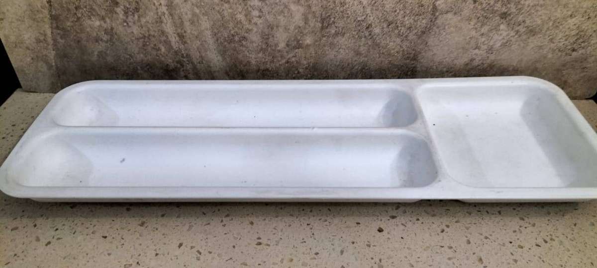 Sturdy Plastic 3 Compartment Cutlery Holder/Craft and Arts Holder