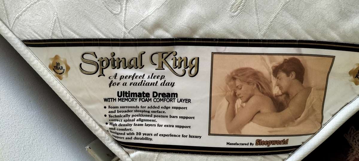 Queen Size Spinal King Ultimate Dream Mattress and Base COLLECTION ONLY