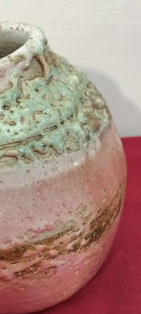 An Absolutely Magnificent Extremely rare Mid Century Lava Glaze Raaquu Small Vase