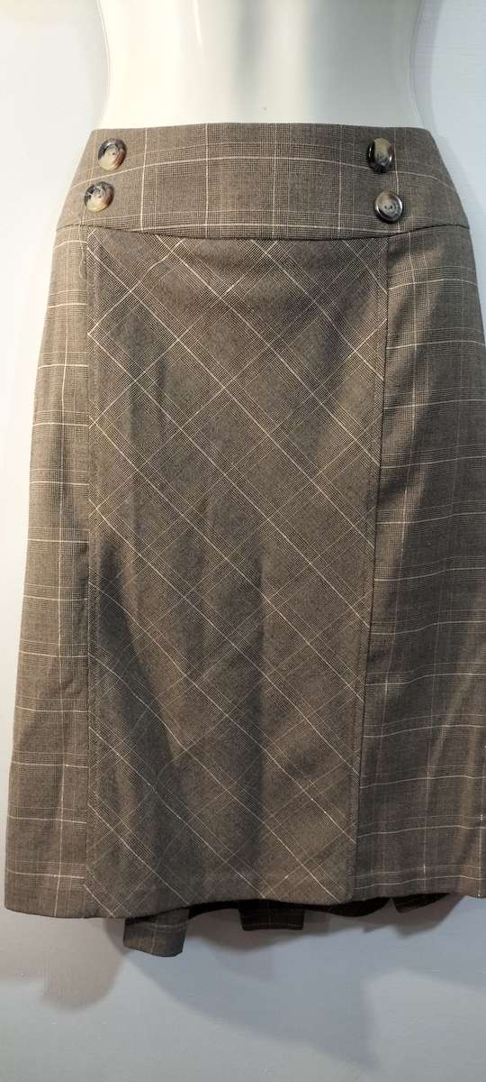 A Stunning Truworths Ladies Skirt. (Nr5) 32