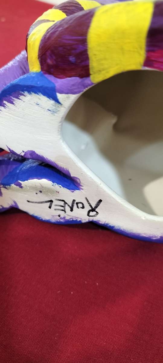 An Absolutely Magnificent Bohemian Hand Painted Cat (Nr4)