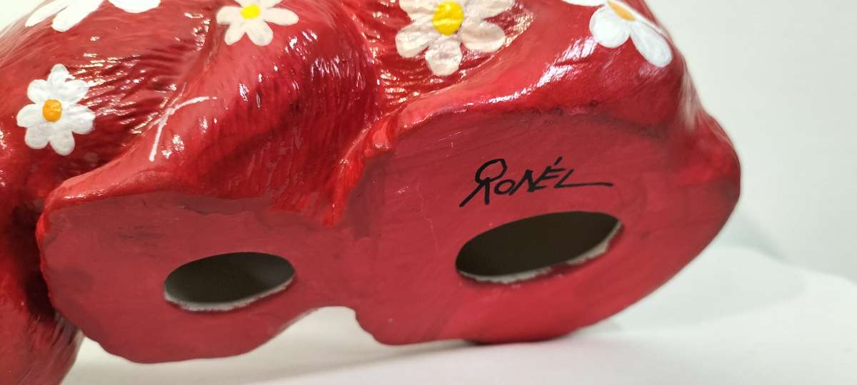 An Absolutely Magnificent Bohemian Hand Painted Cat (Nr9)