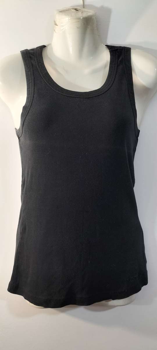 A Beautiful Inwear Ladies Sleeveless Top. (Nr15) 38