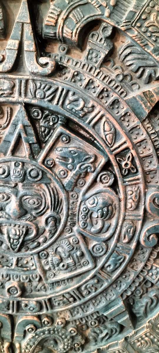 A Magnificent Aztec Theme Green and Gold Cement Aged Look Wall Hanging (nr4)