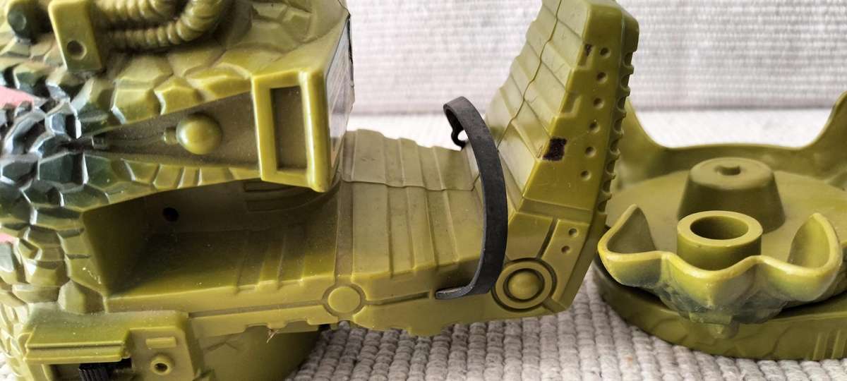 A Genuine Rare 1983 Mattel He-Man Masters of the Universe Motu Dragon Walker.