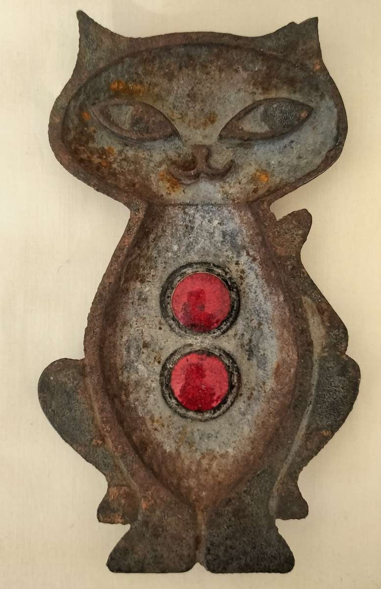 A Rare and Magnificent Mid Century Solid Cast Iron Cat with Enamel Trinket Dish/Ashtray/Trivet