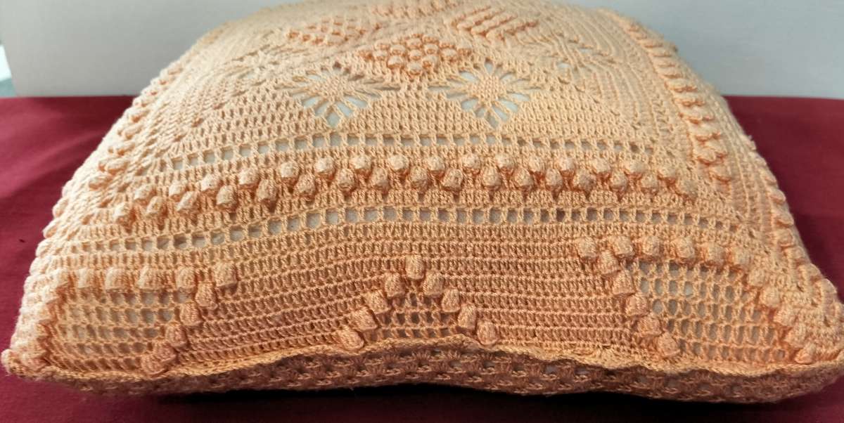 Set of 4 Absolutely Magnificent Vintage Crochet Cushion Covers with Inners