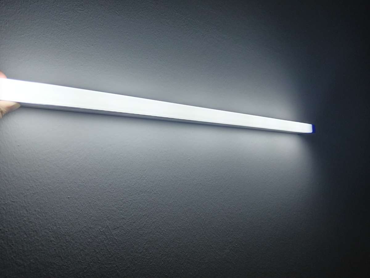 Brand New Extra Large (70CM) LED Rechargable Light