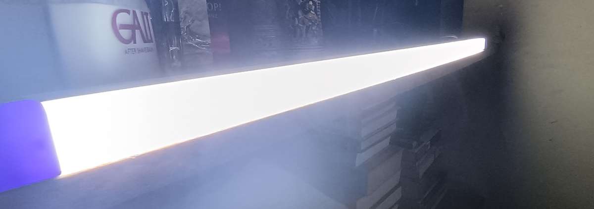 Brand New Extra Large (70CM) LED Rechargable Light