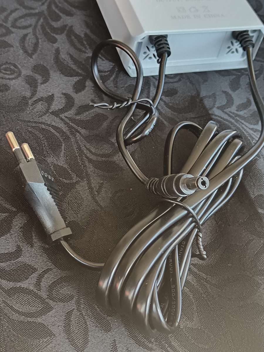 Mini UPS Battery Backup 12V 2A Uninterruptible Power Supply for CCTV, WIFI Router, Modem