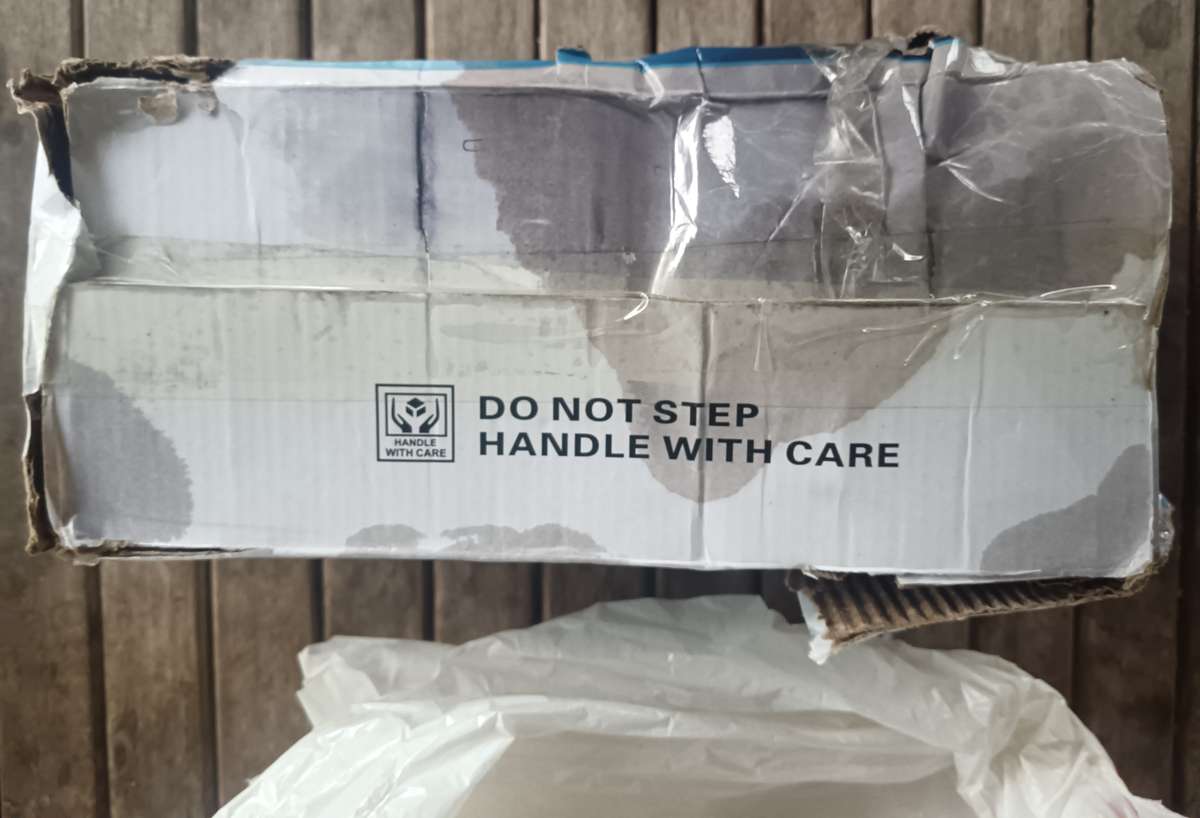 600W FOG MACHINE (READ)