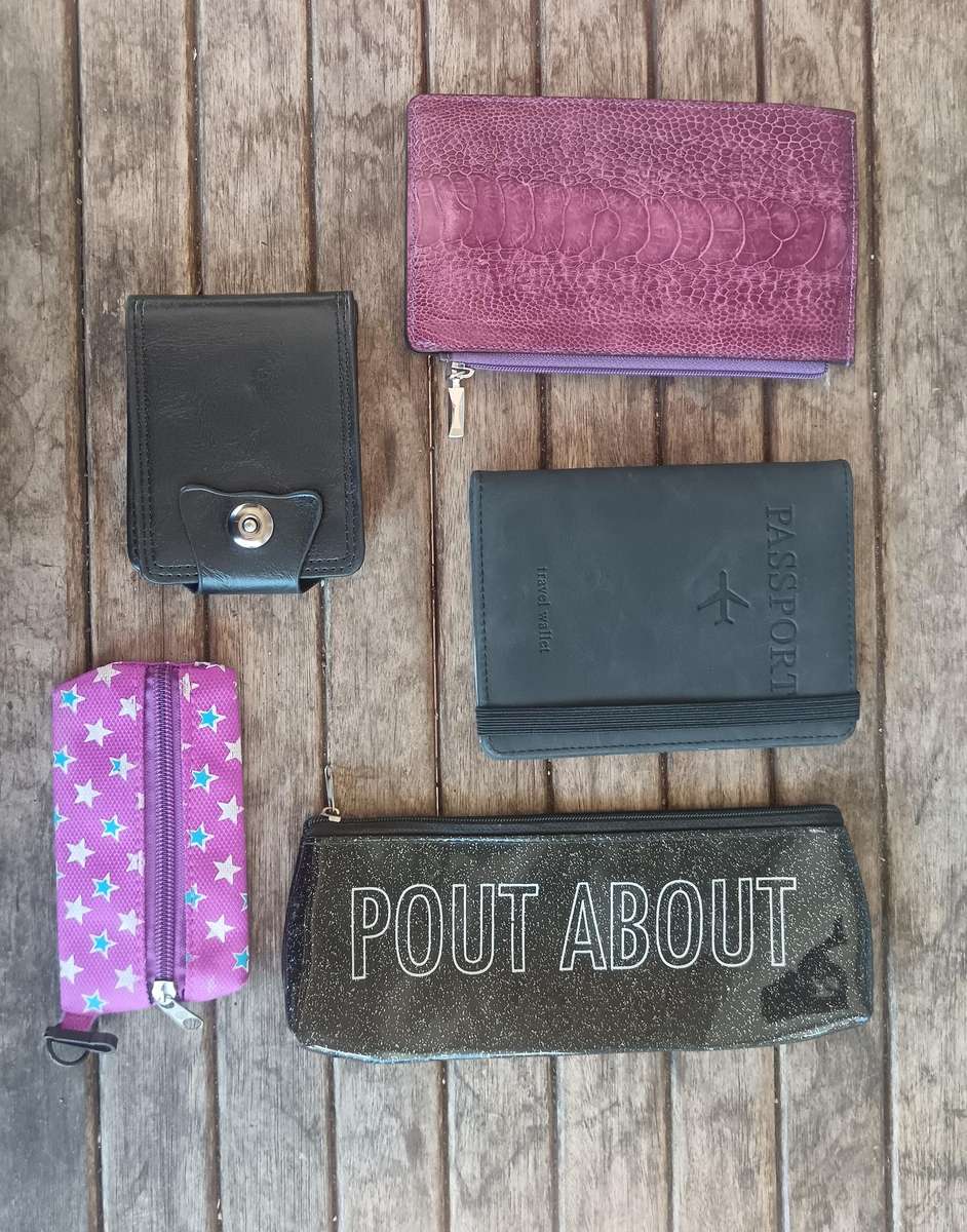 Leather Wallet + Leather Purse + Passport Holder + Free Extras