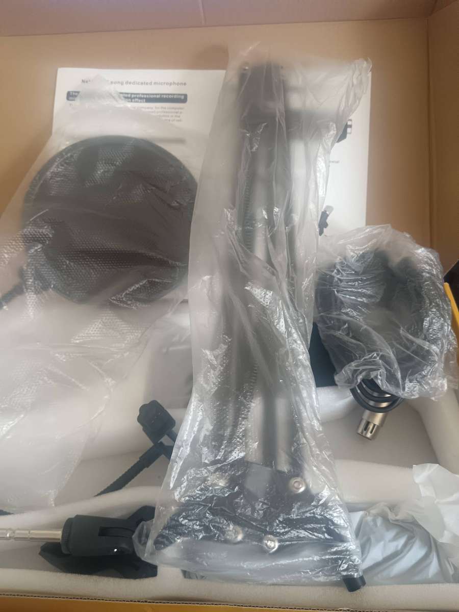 Professional Condenser Microphone M-800U