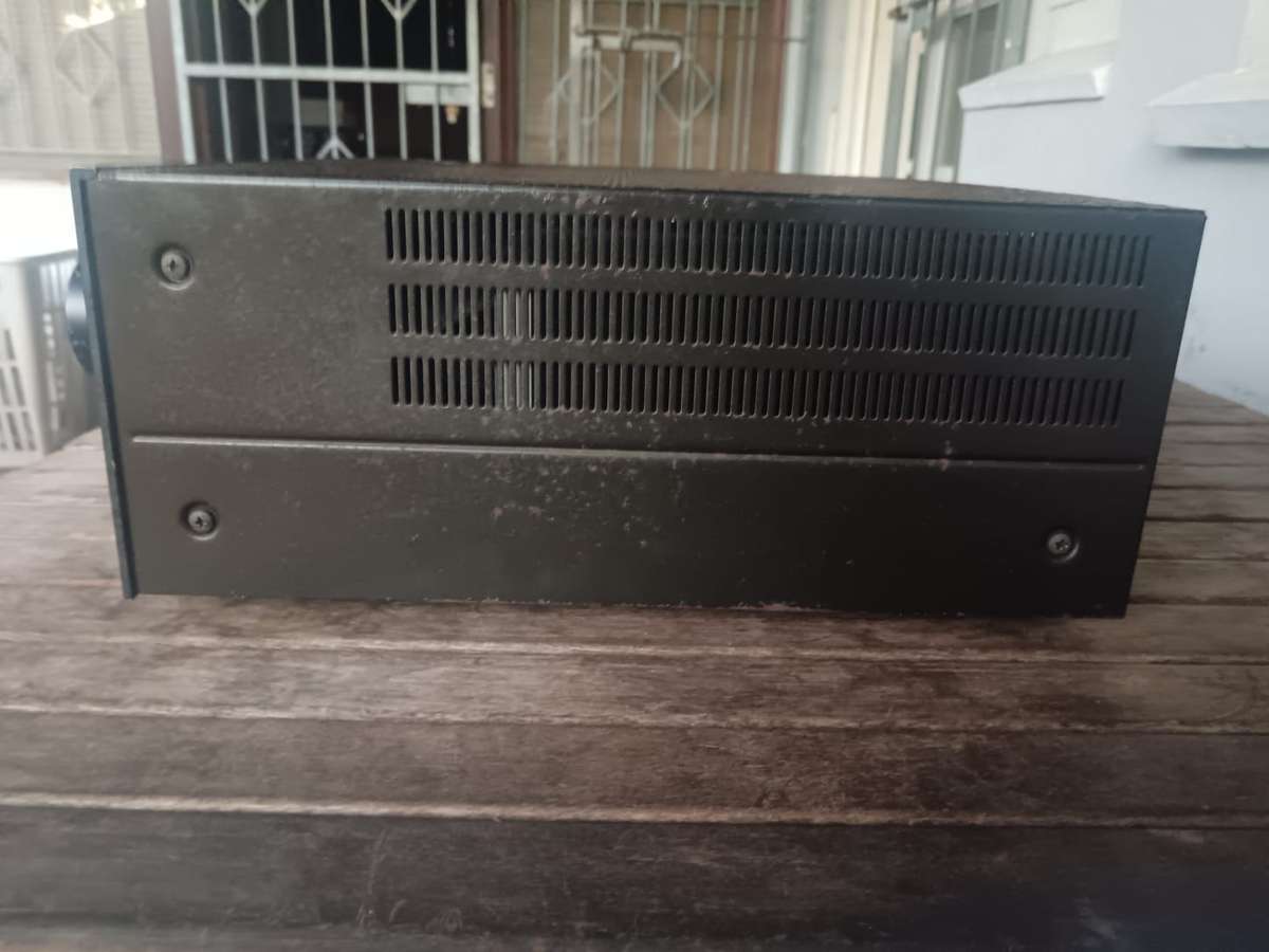 Technics SU-V8 Stereo Integrated Amp