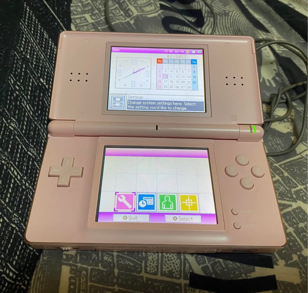 Rare pink Nintendo DS Lite