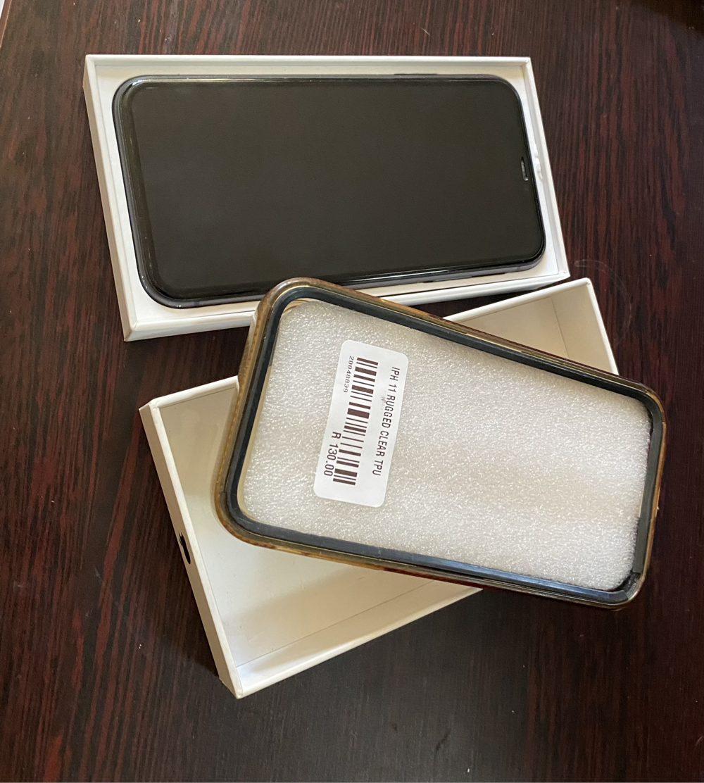 iPhone 11 64GB used - phone