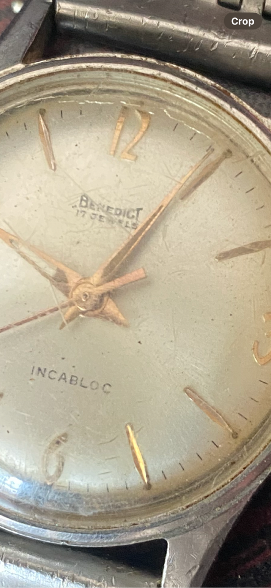 vintage Benedict watch with 17 jewels and an Incabloc shock protection system.