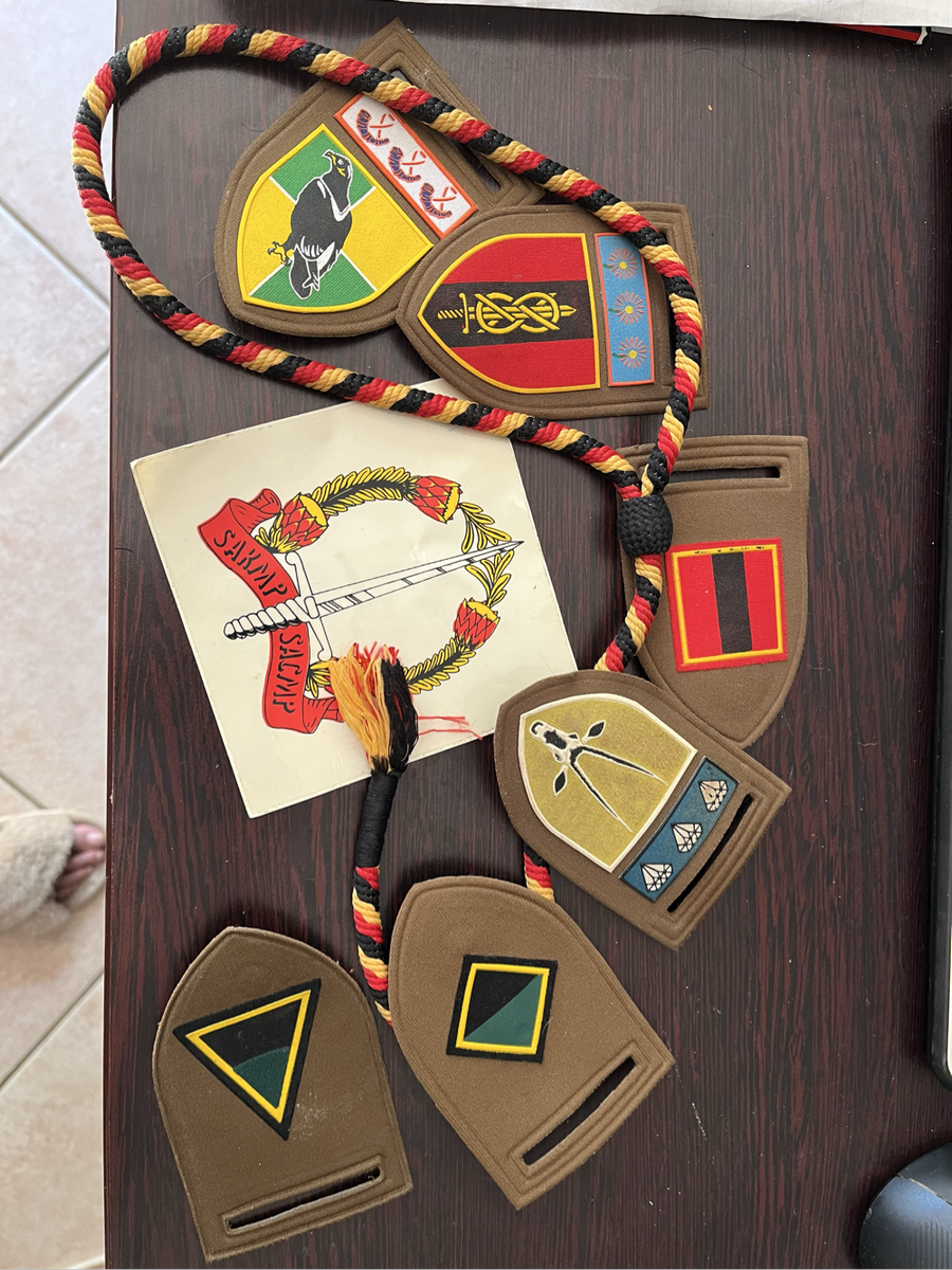 shoulder flashes, also known as "tupper flashes,