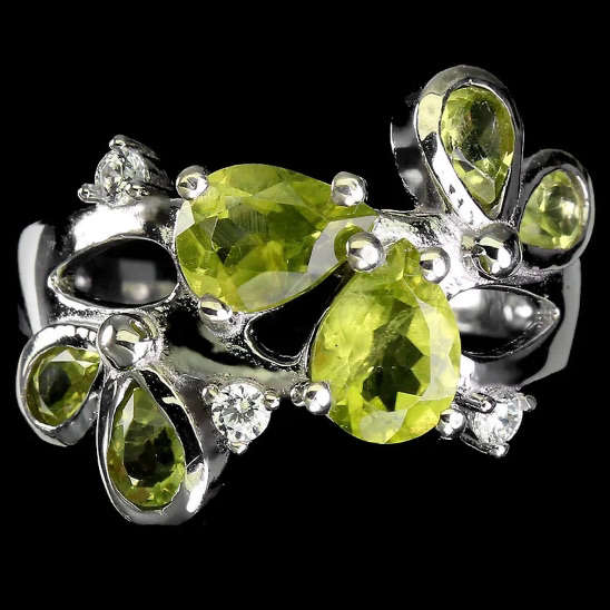Deluxe Natural Unheated Peridot Gemstone in Solid .925 Sterling Silver 14K WG Ring Size US 7 / O