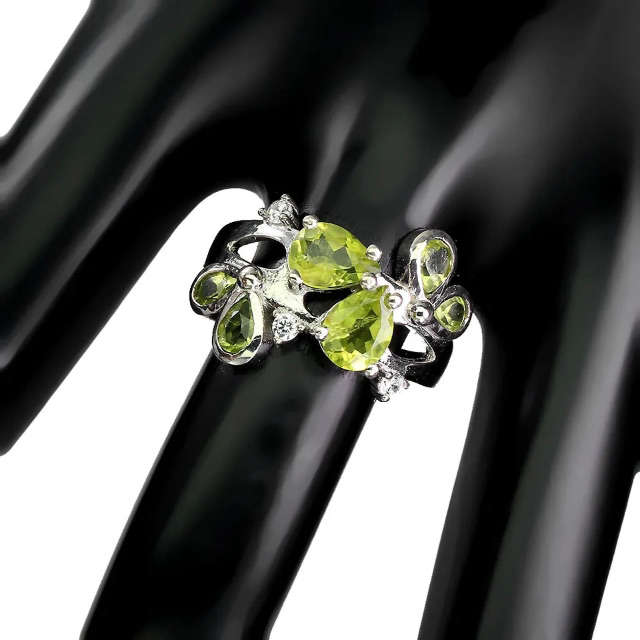 Deluxe Natural Unheated Peridot Gemstone in Solid .925 Sterling Silver 14K WG Ring Size US 7 / O