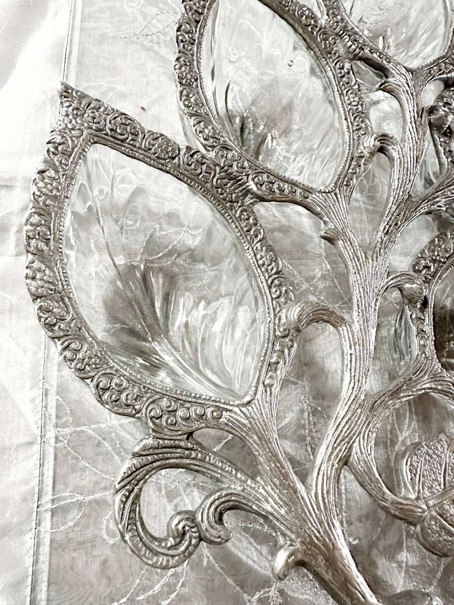 Vintage Details in Silver with 5 Glass Leaves Segmented Snack Bowl or Decorative Bowl