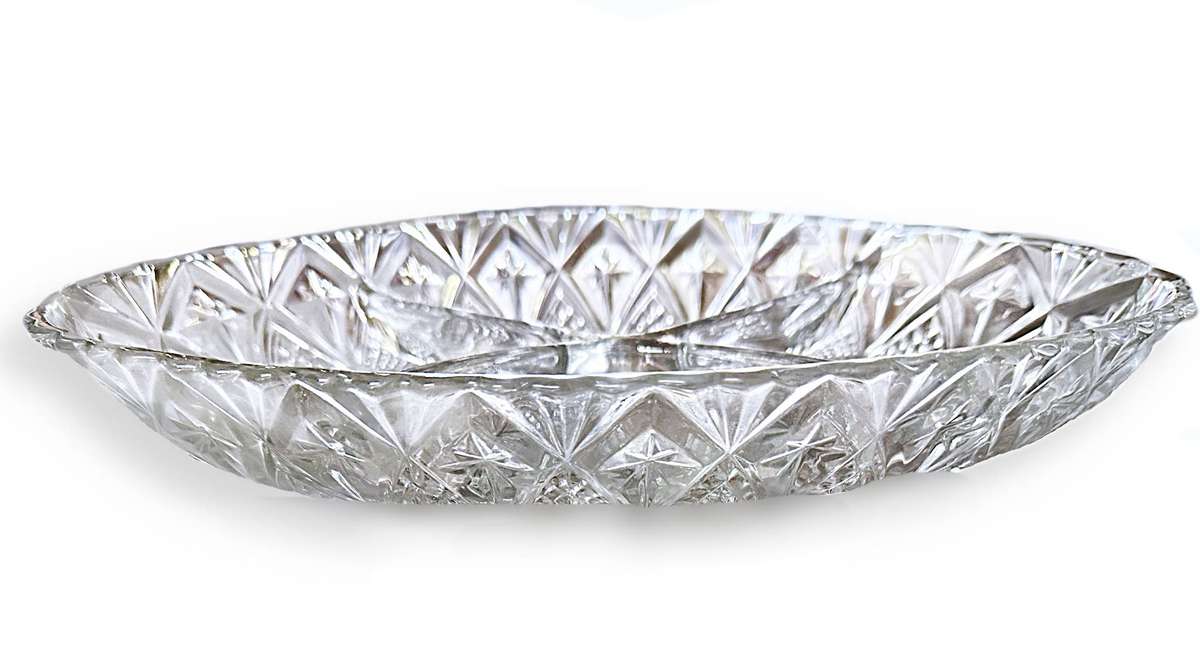 28 x 18 cm Elegant Oval Crystal Cut Glass Segmented Snack Bowl- Practically new