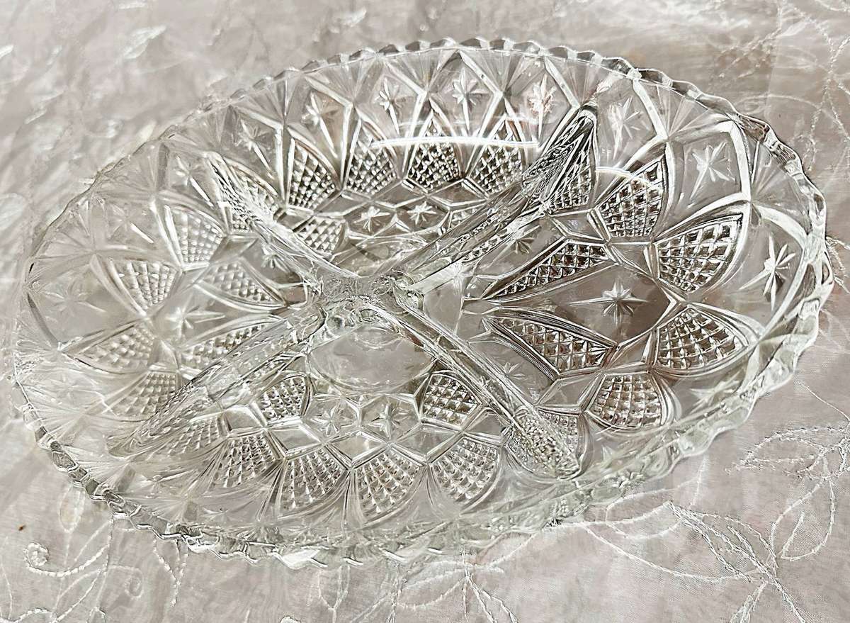 28 x 18 cm Elegant Oval Crystal Cut Glass Segmented Snack Bowl- Practically new