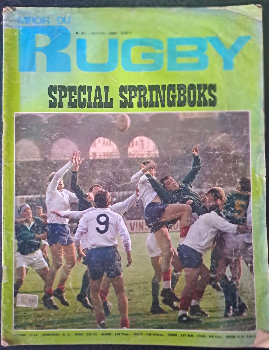 Rugby magazine Miroir du Rugby Nov 1968 French 43 pp on 1968  SA tour to France VERY SCARCE IN SA