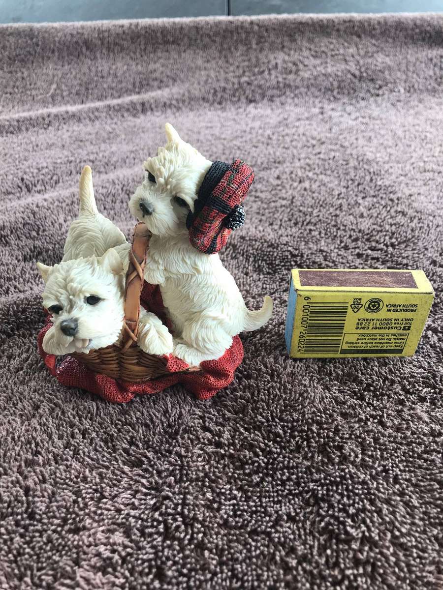 COUNTRY ARTISTS FIGURINE - SCOTTISH TERRIERS - HIGHLAND FLING # 02261  *CRAZY R1 START *