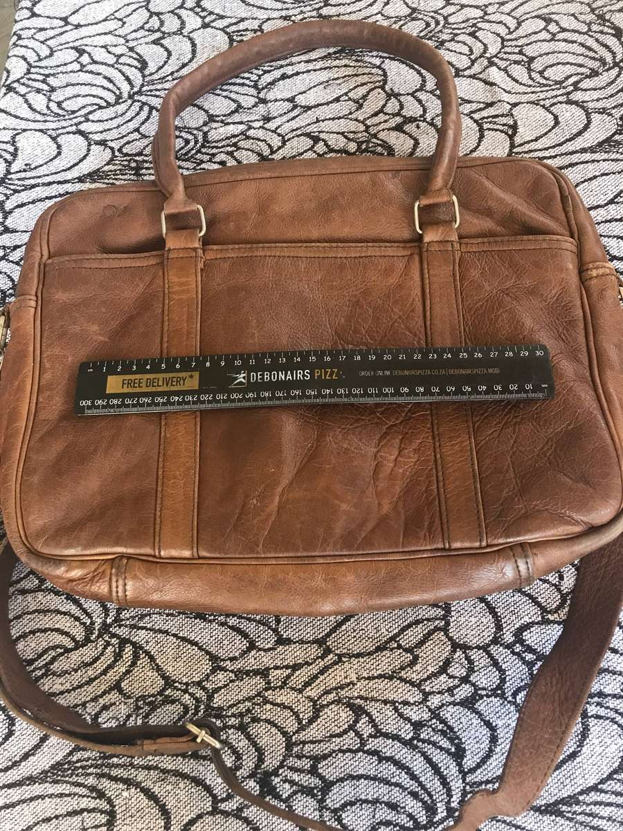 * LADIES SHOULDER BAG * FULL LEATHER * TAN COLOUR * A MUST VIEW * CRAZY R1 START *
