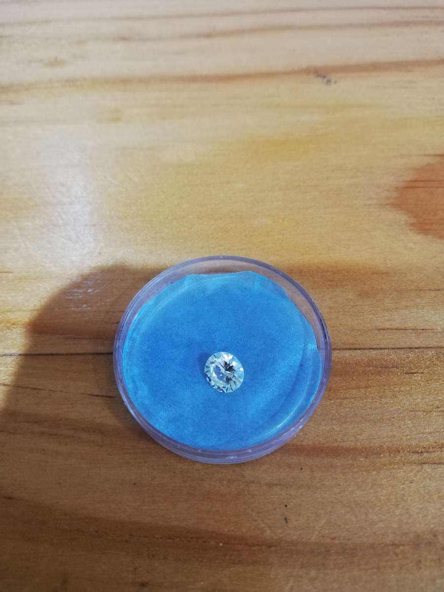 ** 0.67 CT ROUND DIAMOND * MINED NATURAL * REAL DEAL * PLUS CERTIFICATE * CRAZY R1 START **