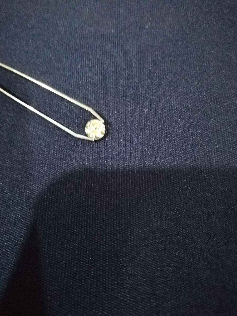 ** 0.67 CT ROUND DIAMOND * MINED NATURAL * REAL DEAL * PLUS CERTIFICATE * CRAZY R1 START **