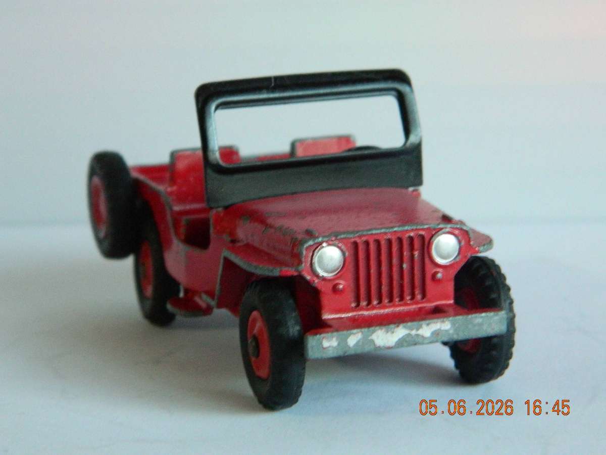 DINKY TOYS  -  25y  -   UNIVERSAL JEEP