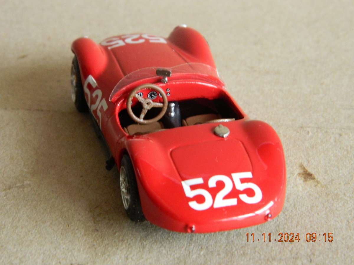 TOP COLLECTION MODEL  -  MASERATTI