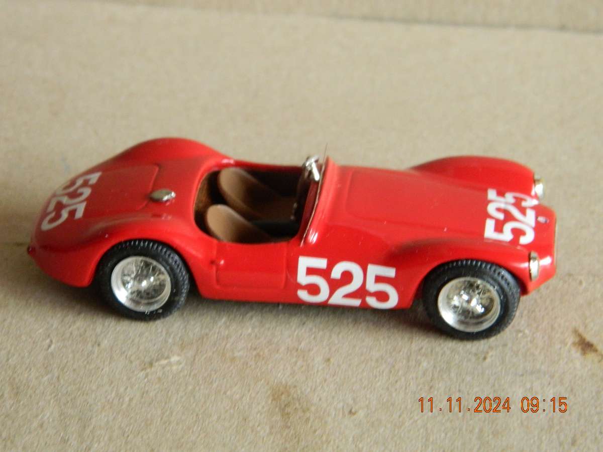 TOP COLLECTION MODEL  -  MASERATTI