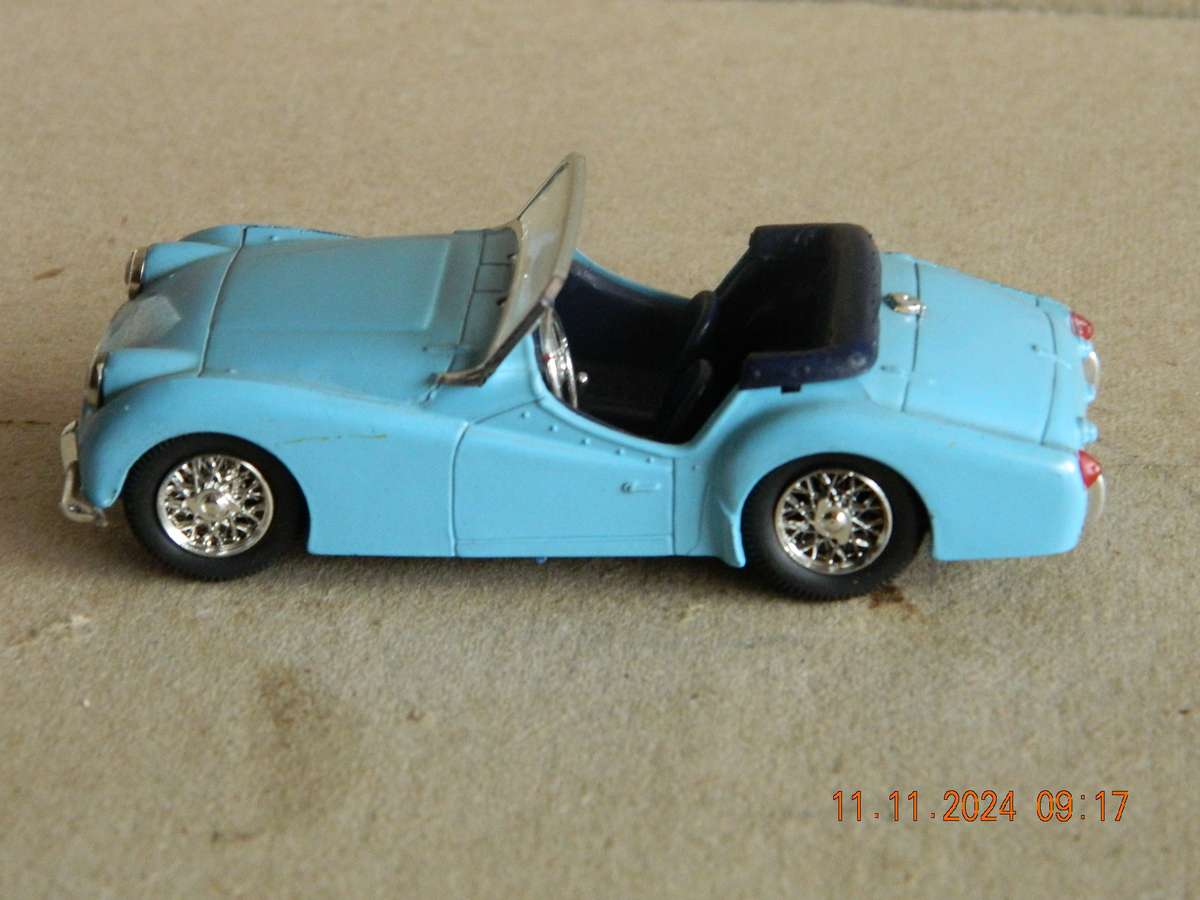 VITESSE  -  243  -  TRIUMPH TR2  1954  OPEN CABRIOLET