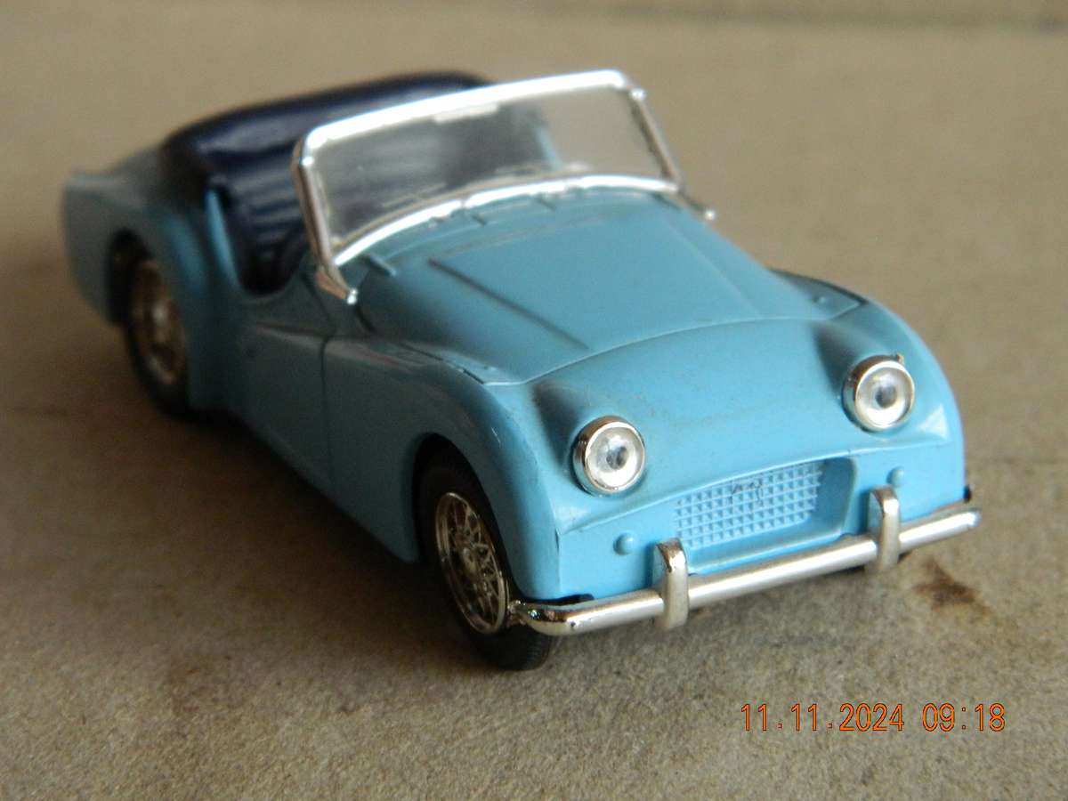 VITESSE  -  243  -  TRIUMPH TR2  1954  OPEN CABRIOLET