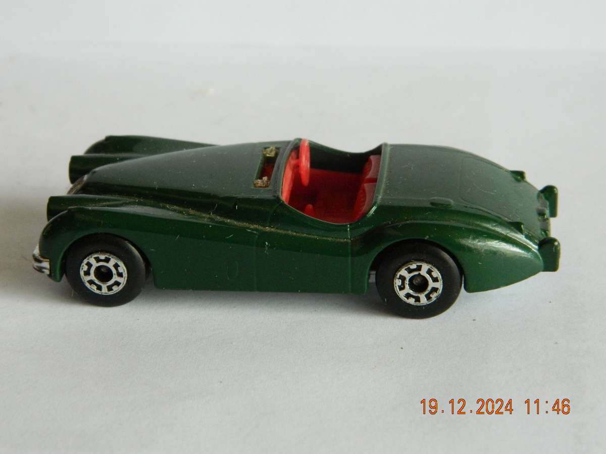 MATCHBOX   -    -   JAGUAR XK 120