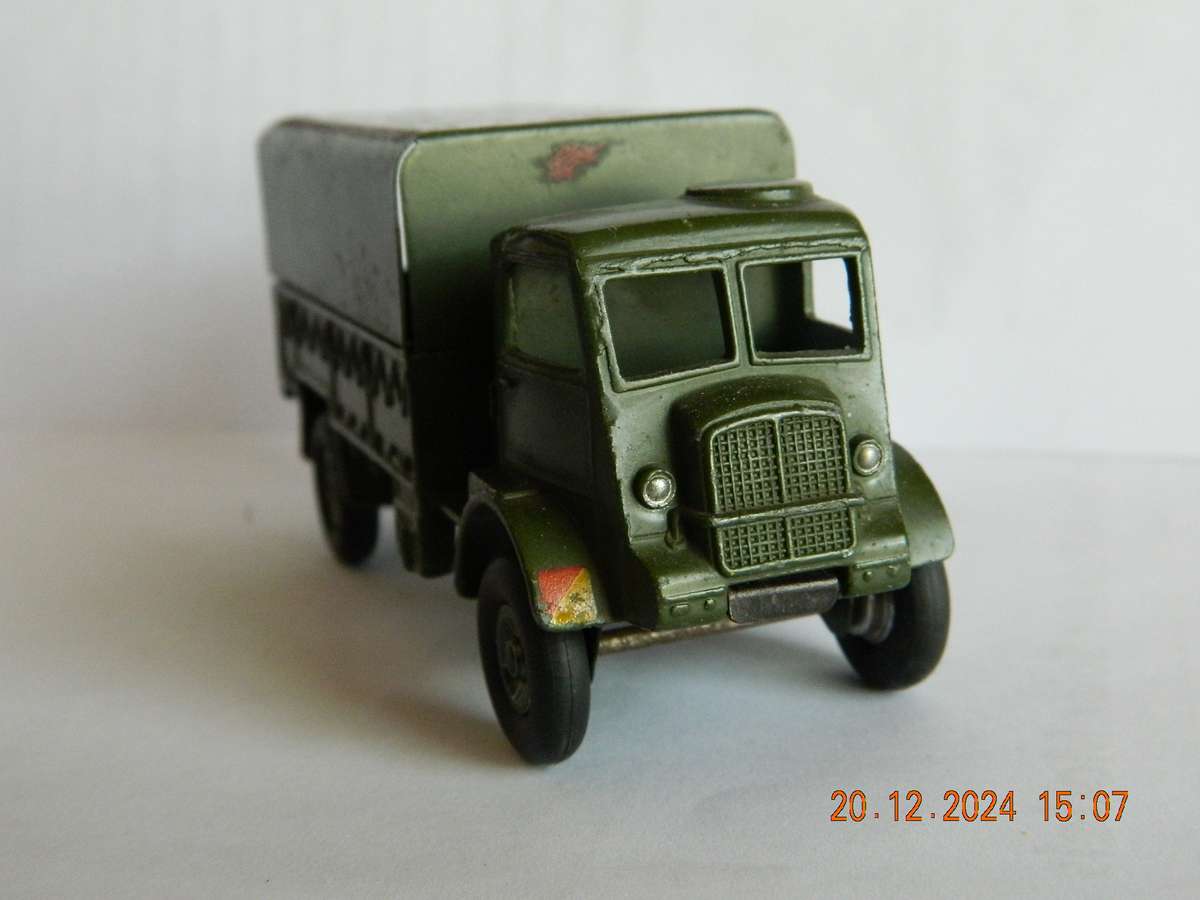 DINKY TOYS  -  623  -  ARMY COVERED WAGON