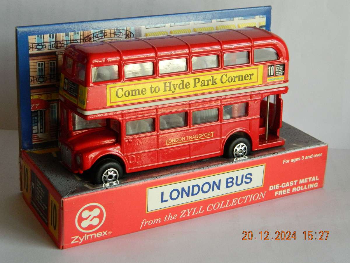 ZYLMEX  -  10  -   THE ROUTEMASTER  -  LONDON BUS