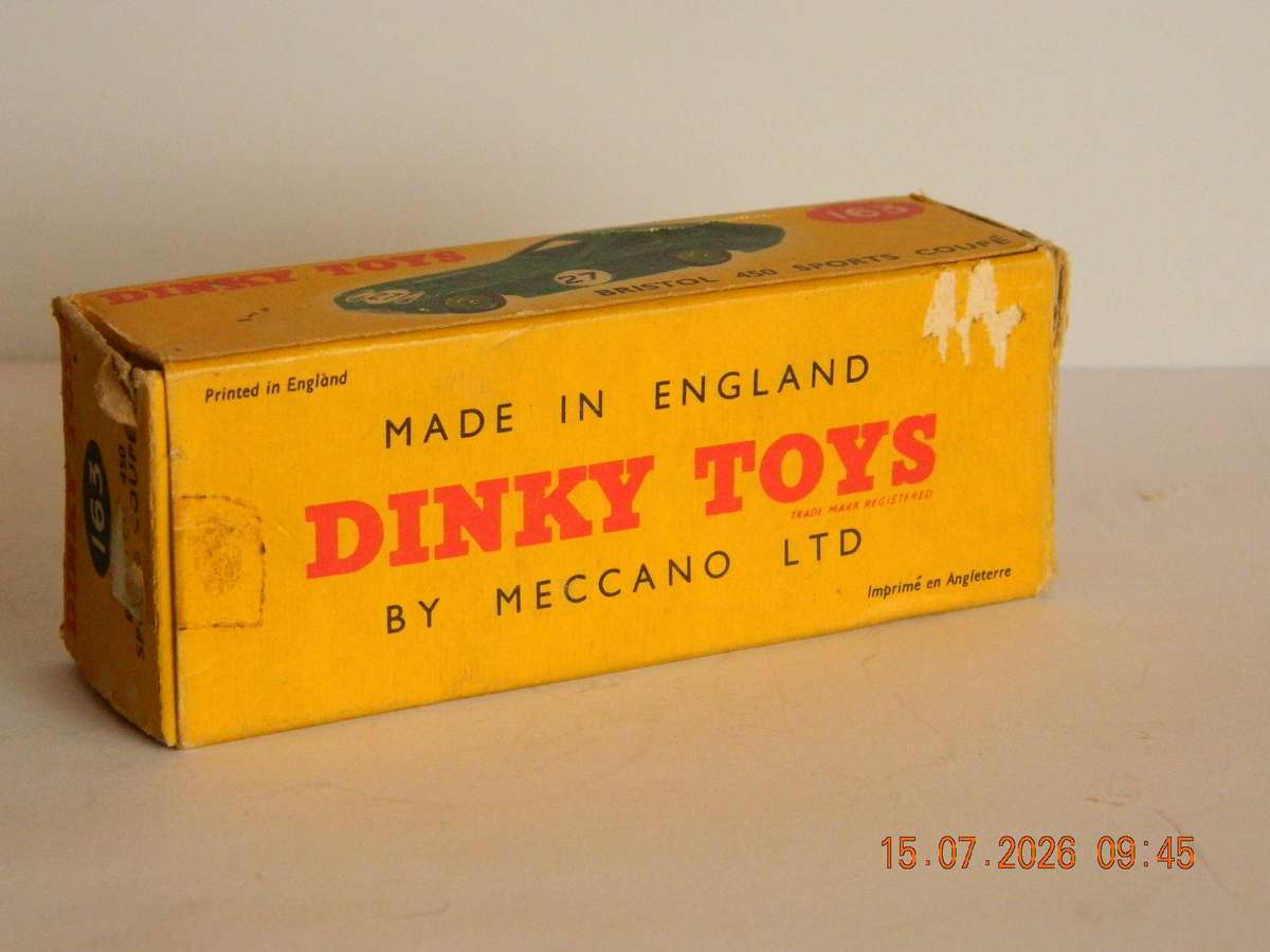 DINKY TOY  -  163  -  BRISTOL  450 SPORTS COUPE