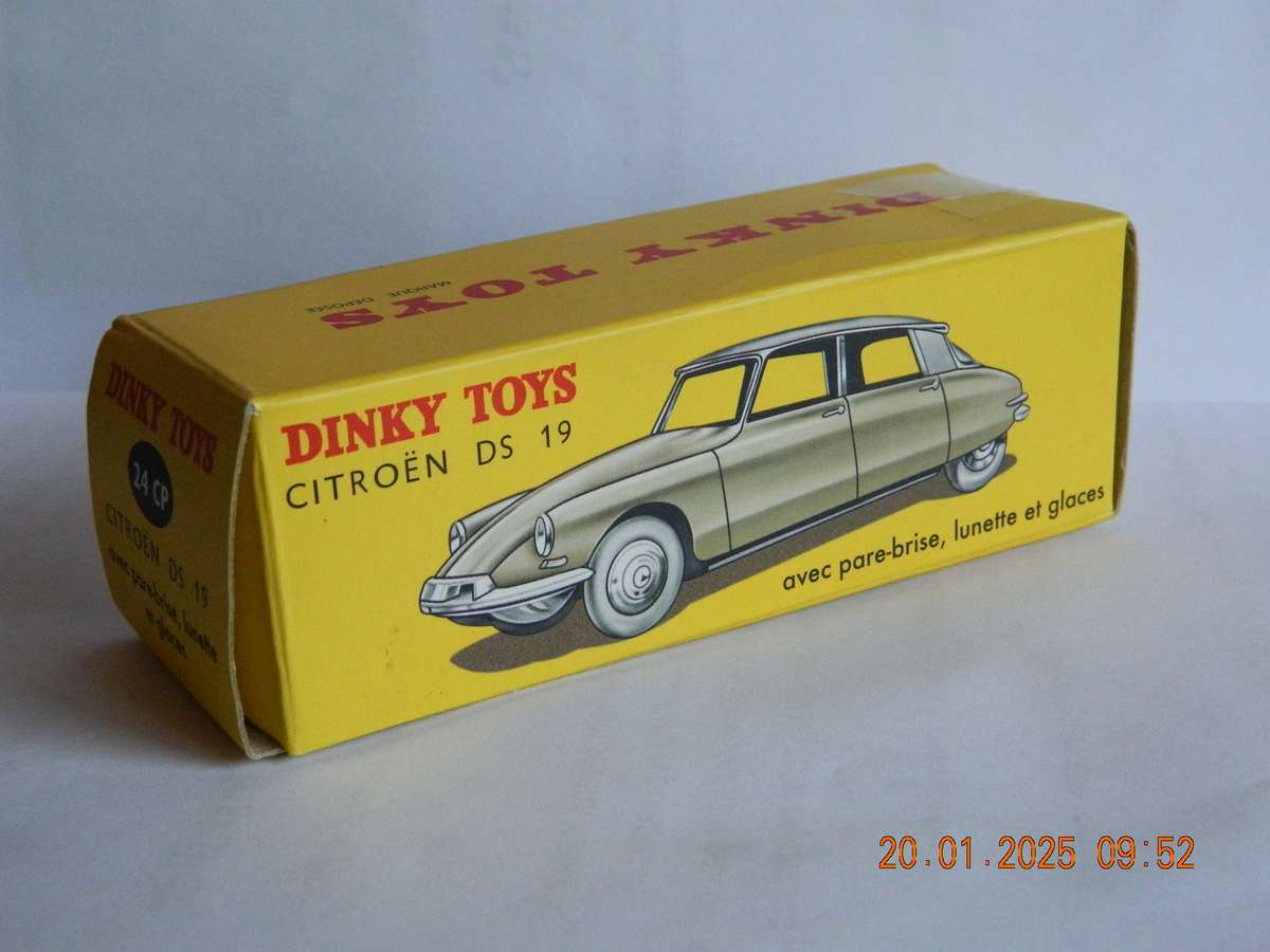 DEAGOSTINI - DINKY TOYS  -  24 CP  -  CITROEN DS 19
