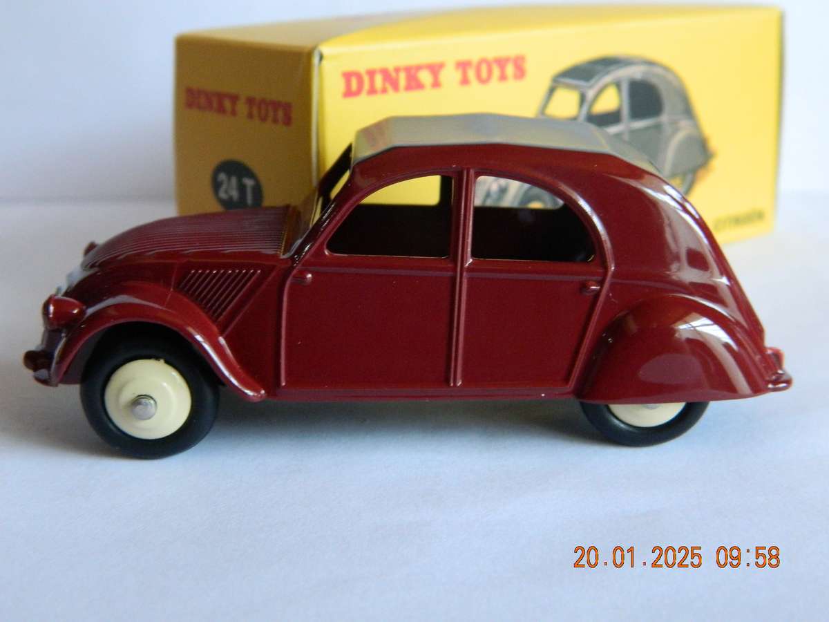 DEAGOSTINI - DINKY TOYS  -  24T  -   2 CV. CITROEN