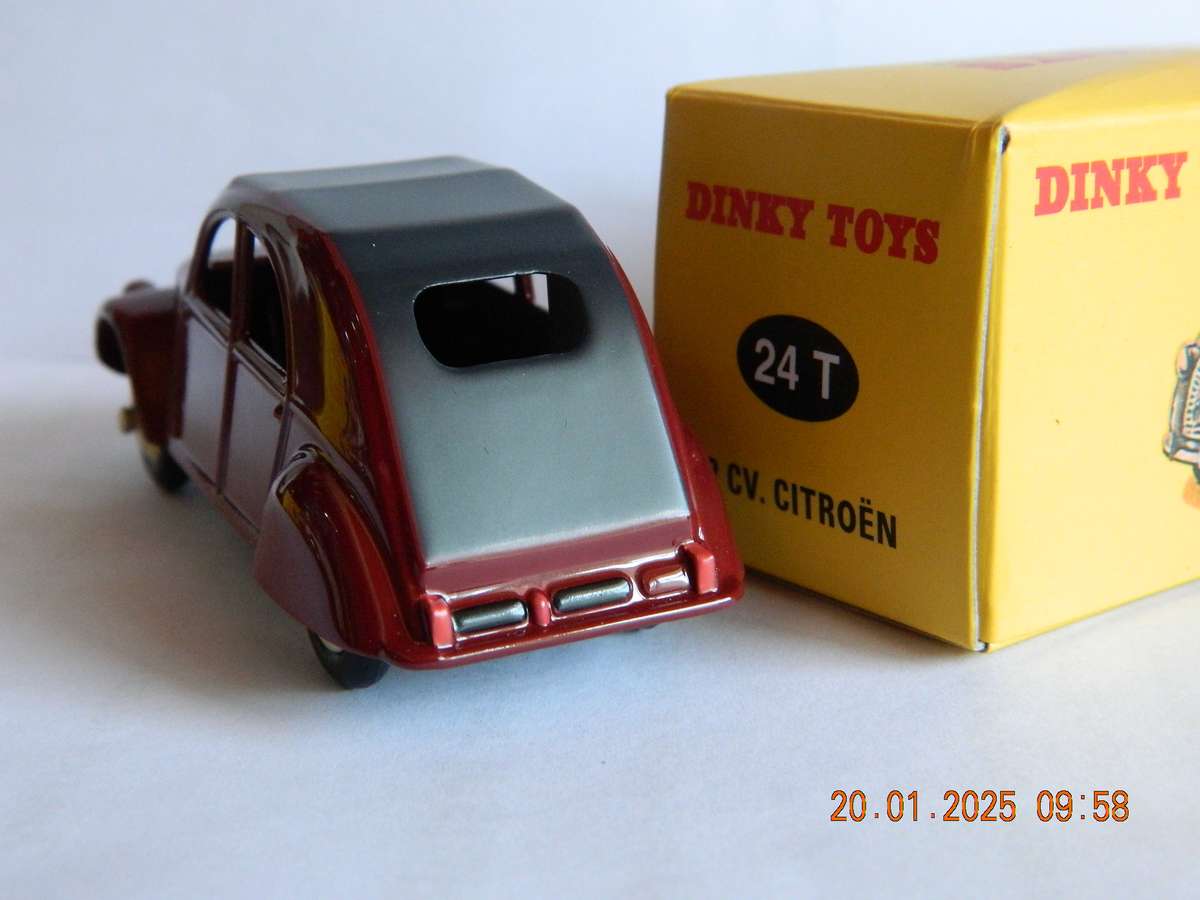 DEAGOSTINI - DINKY TOYS  -  24T  -   2 CV. CITROEN