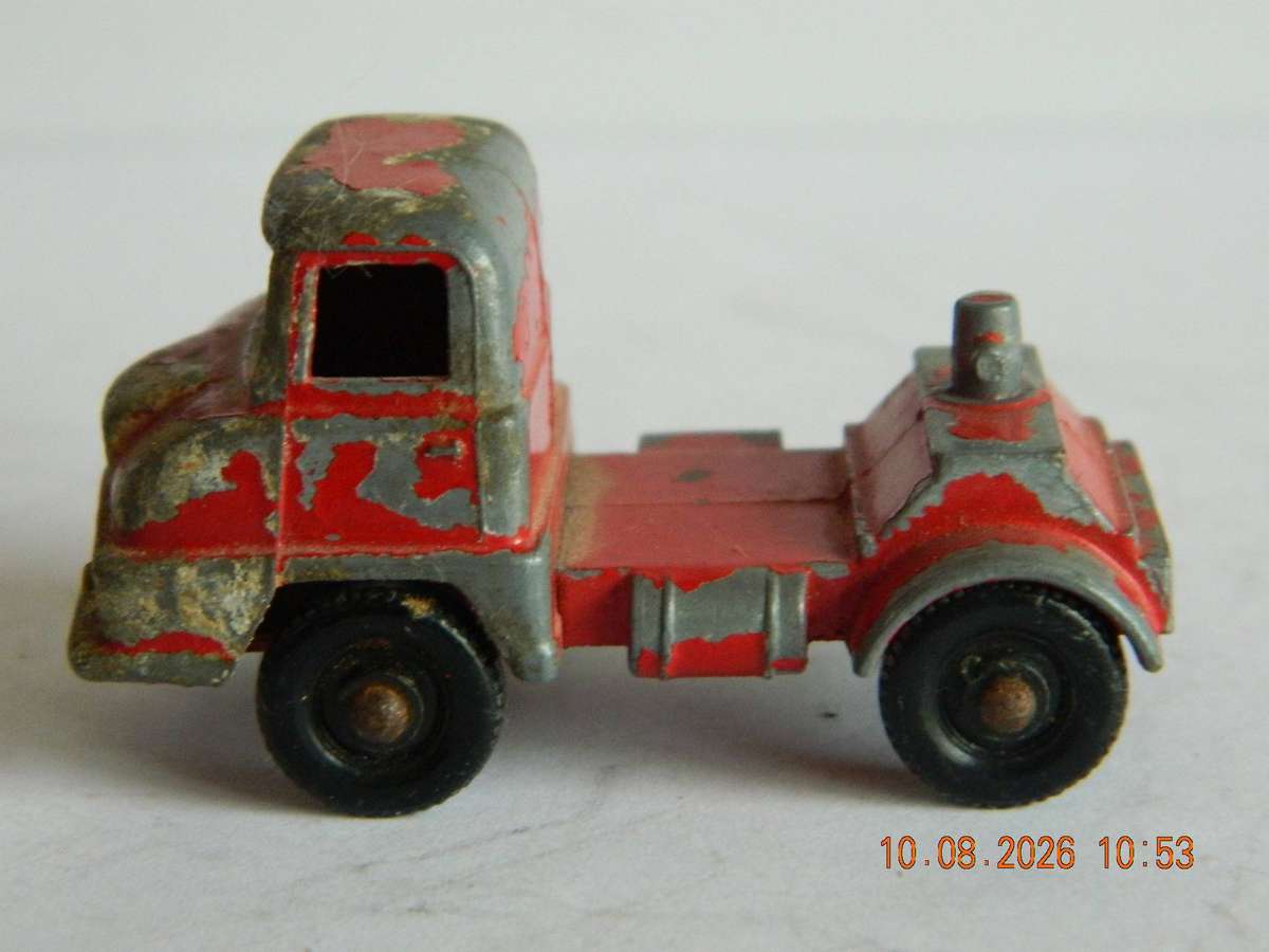 MATCHBOX MAJORPACK  -  7  -  THAMES TRADER CATTLE TRUCK CAB