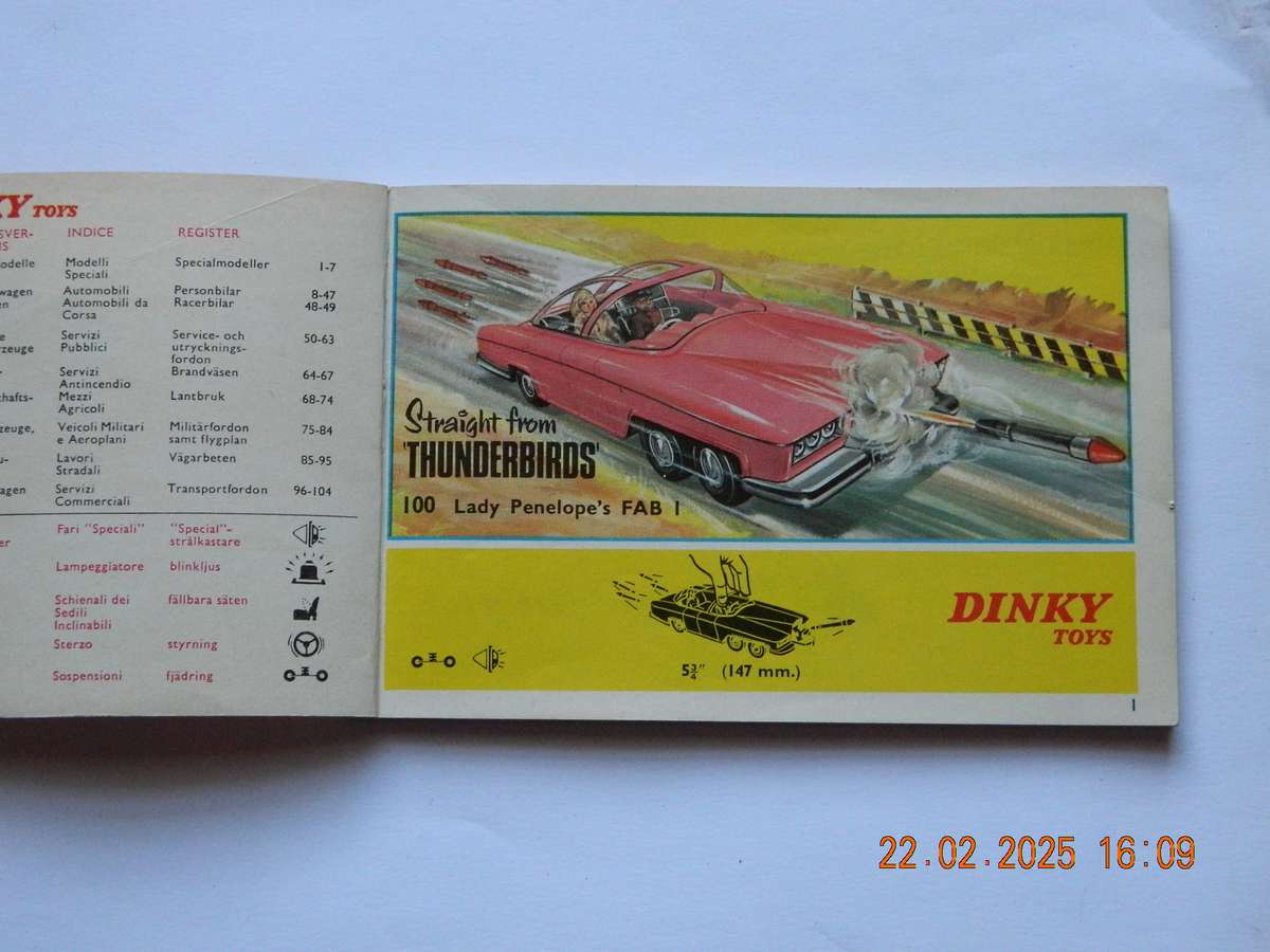 DINKY TOYS  -  PRODUCT MAGAZINE  -  NUMBER. 4  -  104 PAGES