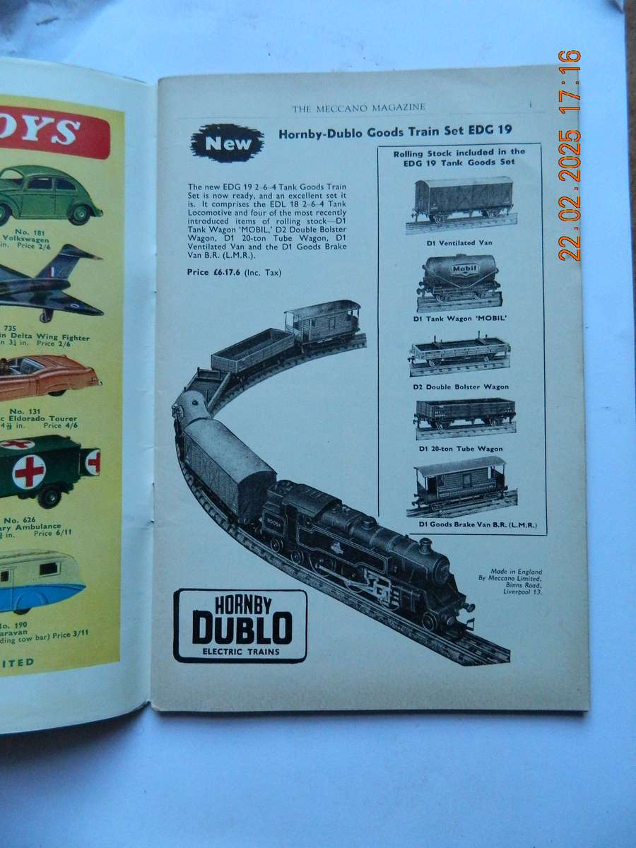 DINKY TOYS  -  MECCANO MAGAZINE  -  VOL. XLII  NO. 12  -  DECEMBER   1957