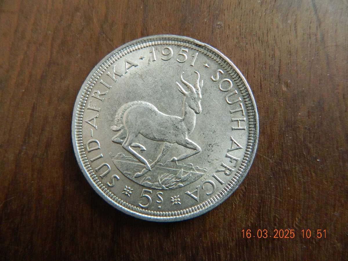 S. A. UNION   5 SHILLING  COIN  -  1951